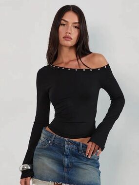 TikTok Shop Women's Black Off-the-Shoulder Long Sleeve Top